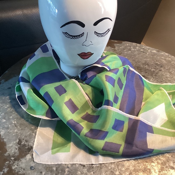 VINTAGE SCARF greens and blues๐๐๐๐๐๐๐๐๐ - Picture 1 of 6